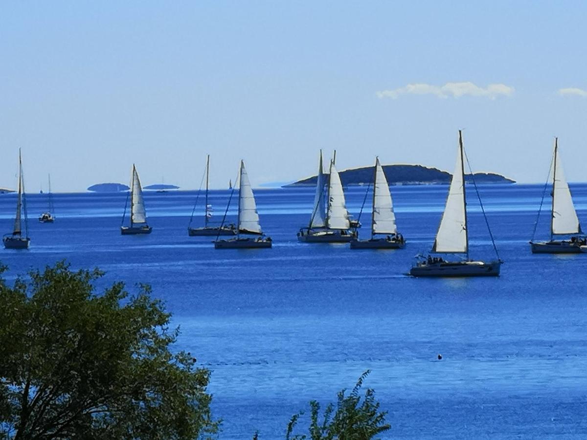 Apartments Daniela Vodice Eksteriør bilde